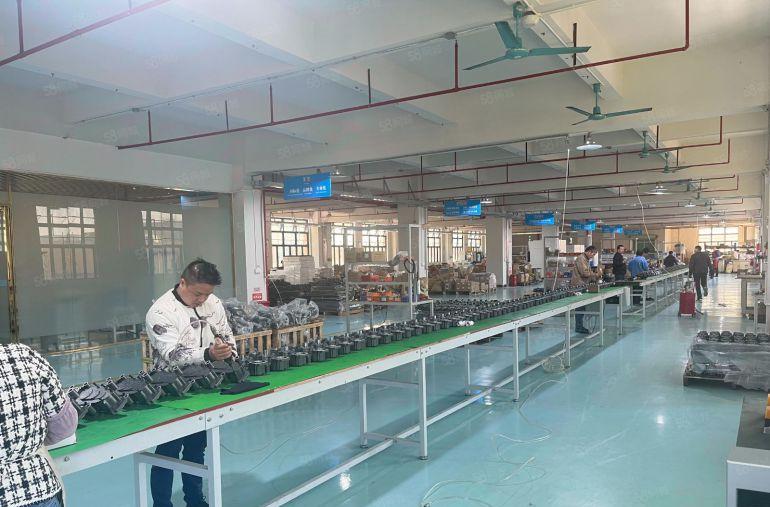 园洲仅租7元，原房东标准厂房带装修办公室，0公摊空地非常大