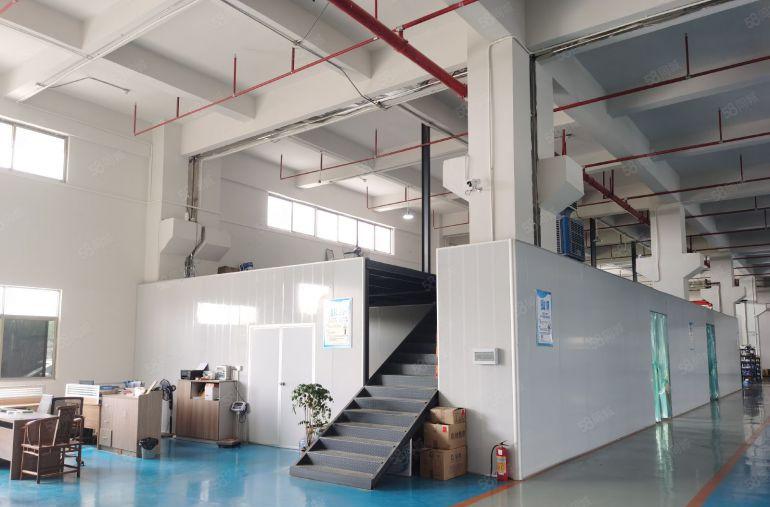 年底急放临莞工业园2吨航车精装修环氧地漆2200平低价出租