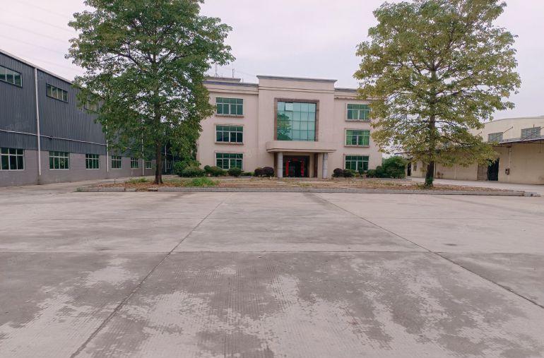 石湾原房东独院厂房底价出租6500平方，空地超大，可办环评