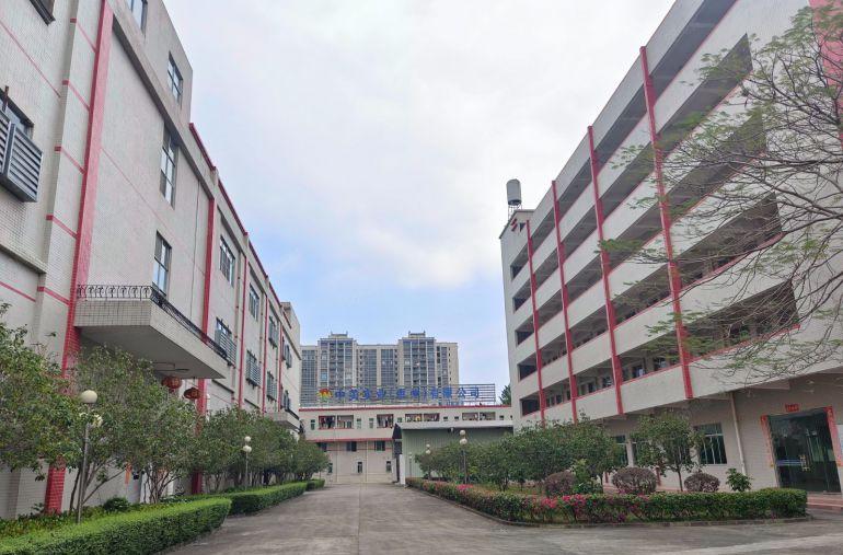 博罗县花园式独门独院厂房，交通便利证件齐全，中心位置招工易