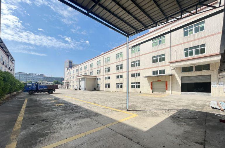 园洲新出租原房东独院，带独立办公室带喷淋位适合电子五金加工等