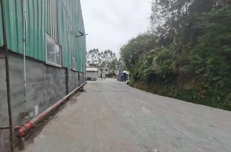 博罗龙溪独门独院原房东厂房，厂房1000平方配套宿舍办公室。