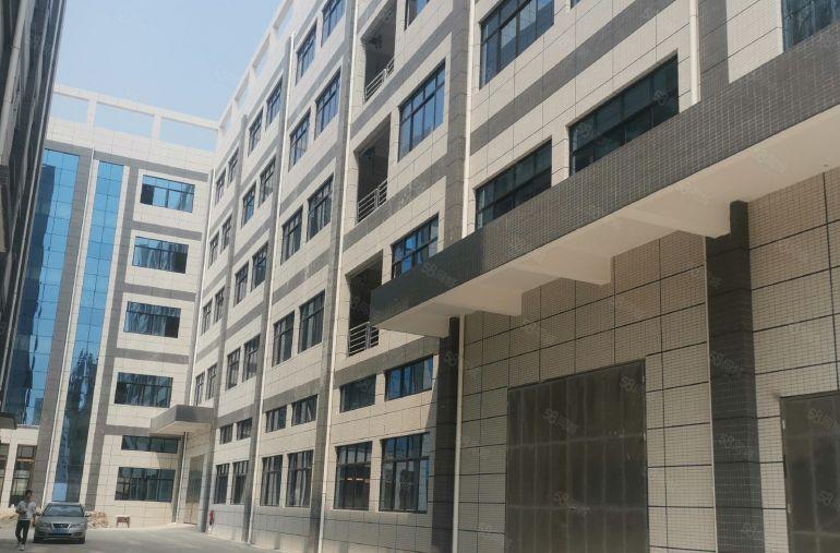 19000平方米全新红本重工业厂房出租，首层高度七米