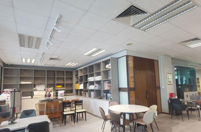 博罗长宁镇花园式厂房钢构宿舍10万平米一楼二楼大小面积可分租