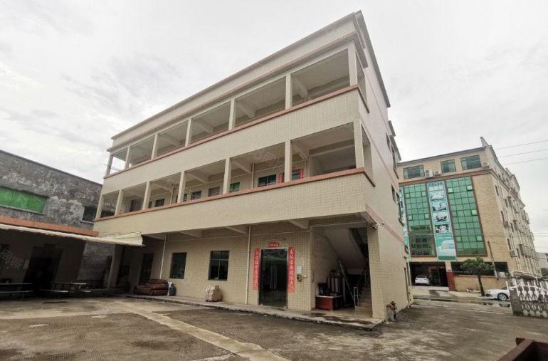 石湾镇原房东砖墙到顶滴水9米单一层厂房出租，证件齐全可办环评