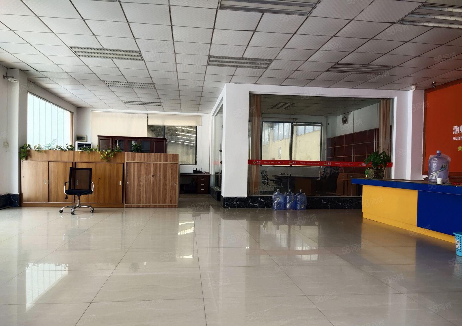 园洲镇工业区独院厂房出租1700平方，豪华装修，可办环评。