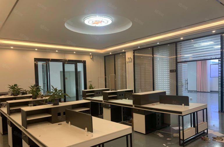 龙溪科技园标准厂房带豪华装修，面积1880平，可分租价格优惠