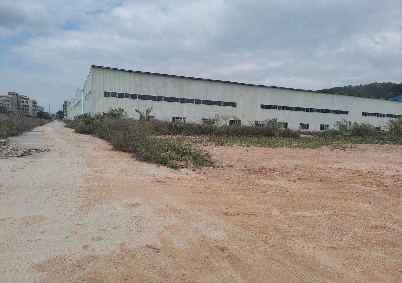 惠东10500平米原房东独院钢构厂房招租