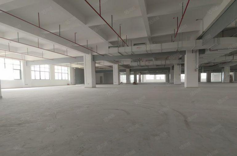 白花出租楼上厂房3650平米租金5元