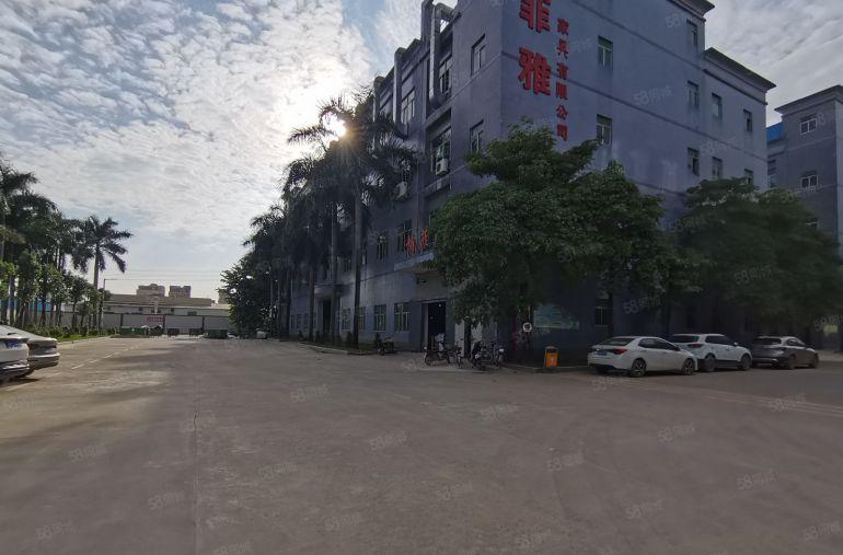 村委厂房出租15000平米可以分租独门独院实际面积出租