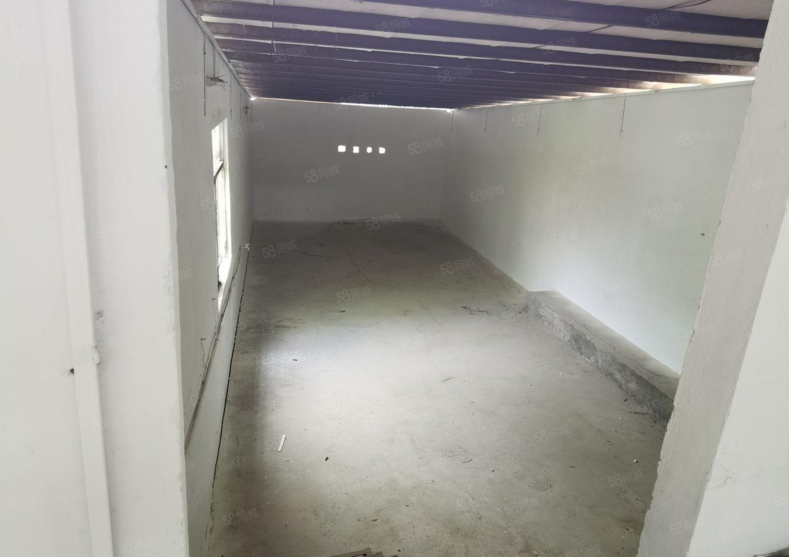 惠东县白花镇高速路口钢结构厂房滴水六米高2000平方出租