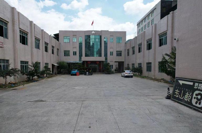 吉隆人民路279号独院花园式厂房出租