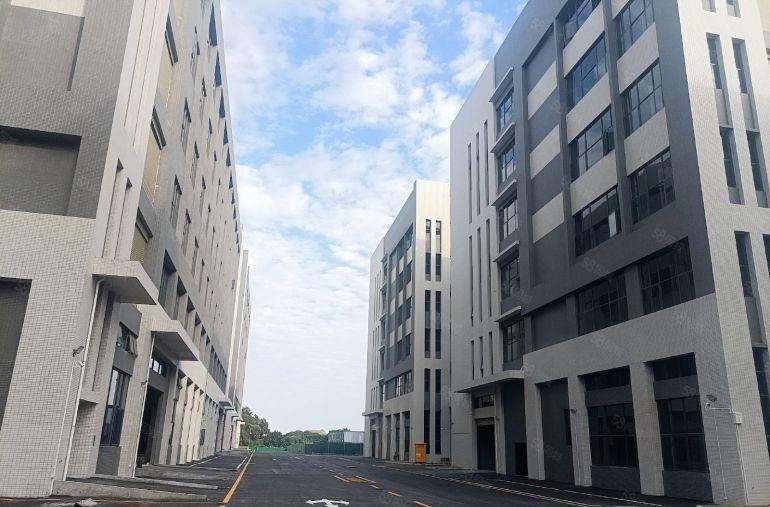 53万平省级产业城，可办环评，适合五金电子研发科技加工等行业