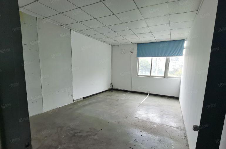 厂房出租 ！原房东，楼上带装修600平方水电齐全，拎包入住