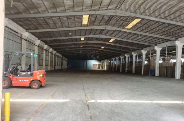 低价陈江滴水8米钢结构6000平方出租空地大平南高速附近分租