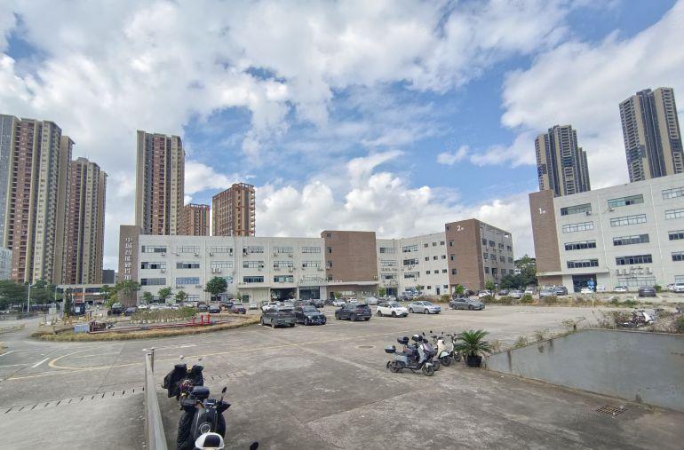 惠环工业园一楼2000千平 带卸货平台6.8米高园区空地大