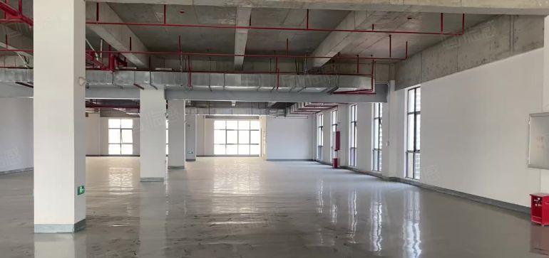 仲恺陈江全新标准楼上厂房1200平 四面彩光 阳台超大