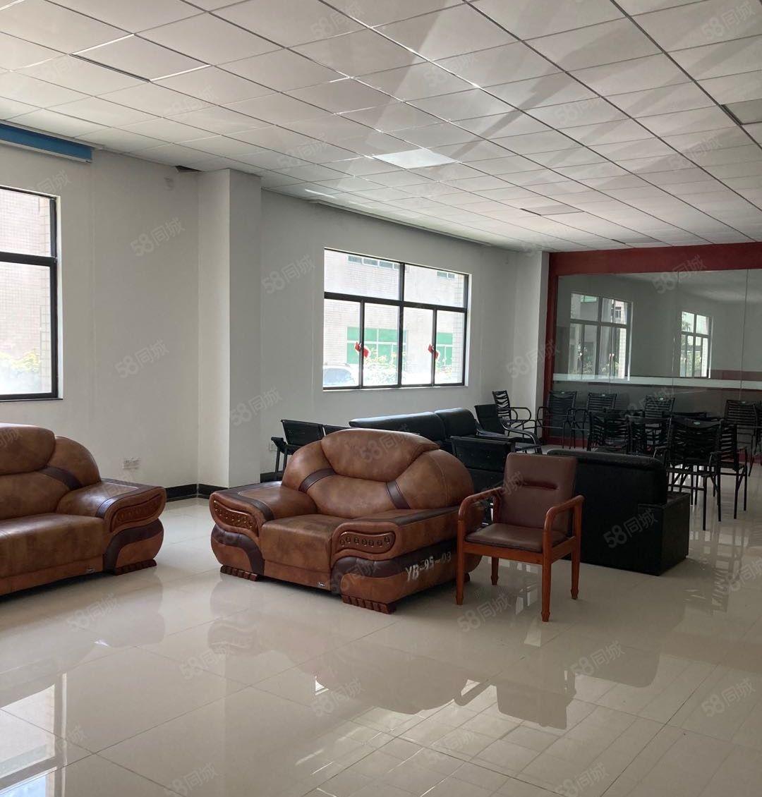 仲恺沥林高速口厂房，带豪华办公室，宿舍，证件齐全，可办环评