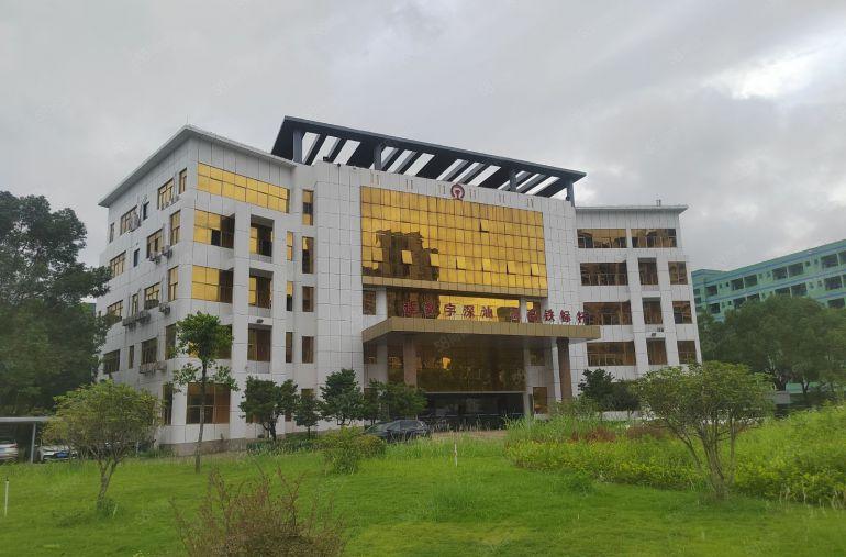 10块！陈江高新产业园4000平原房东红本厂房仓库出租可分租