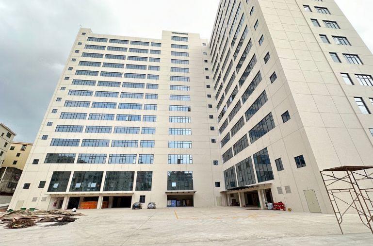 仲恺五一工业区新出单层面积四千平原房东低价厂房五百起分十块