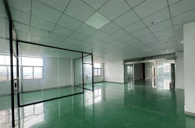 沥林高速路口楼上1200平水电齐全红本厂房低价出租可分租