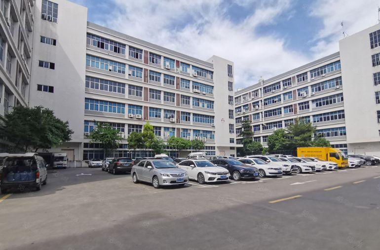 仲恺高新区原房东标准厂房2000平厂房出租10元一平起可办环