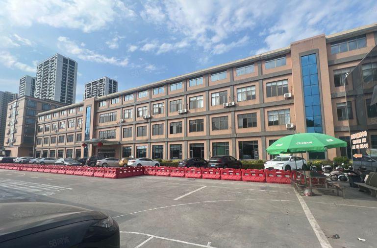 仲恺新出原房东2000平大小可分带现成装修厂房低价出租