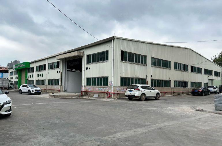 低价仲恺高速路口一公里7米高3000平方钢结构厂房出租可分租