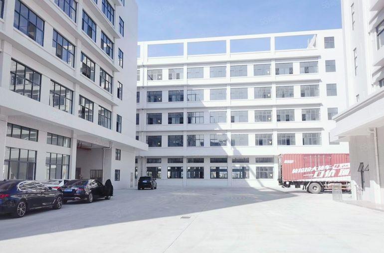 陈江8块全新厂房10000平出租适合工业制造等各种行业可分租