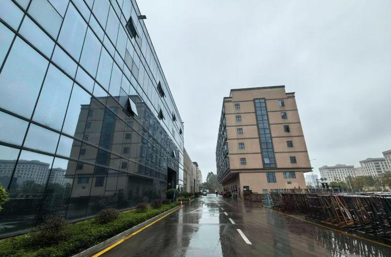 大电量超性价玻璃厂原房东全新独院滴水12米9500平厂房出租