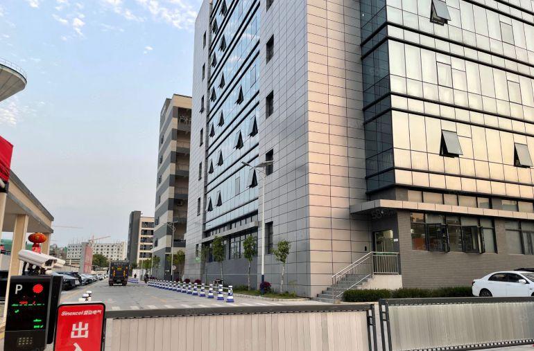 仲恺区平南工业区原房东楼上厂房整层2000平方厂房出租可分租