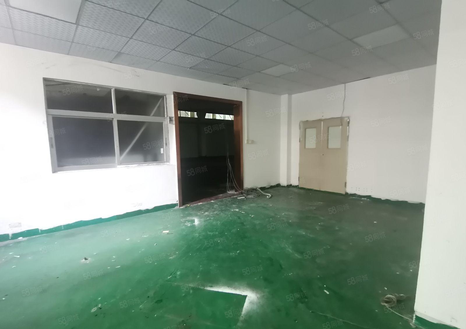 仲恺标准厂房一楼现成装修带航车滴水7米原房东实际面积低价出租