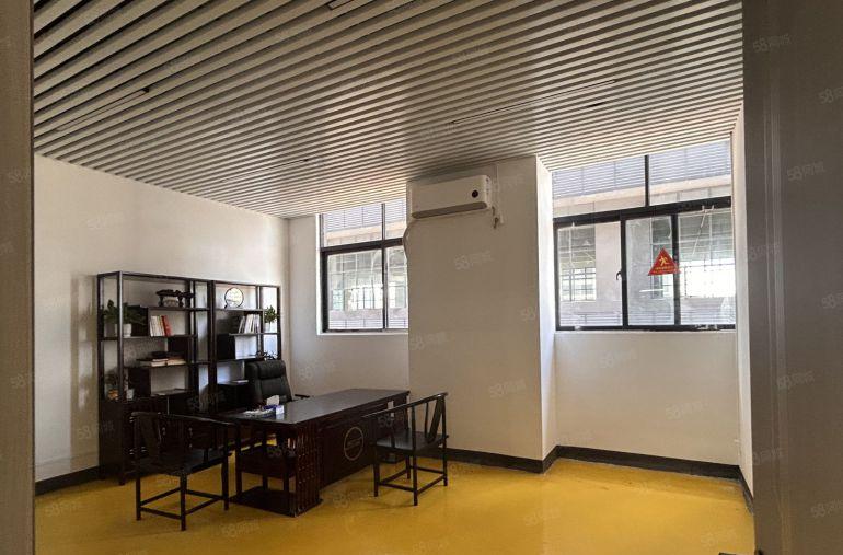 仲恺带精装修厂房2680平出租现成办公室水电低价11块。