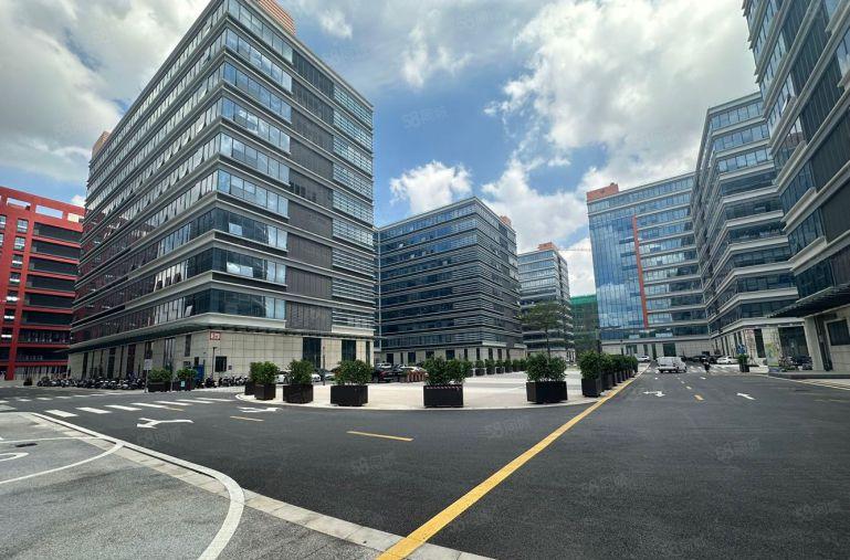 仲恺新空9块钱1200平厂房现成装修带办公室和地坪漆低价出租