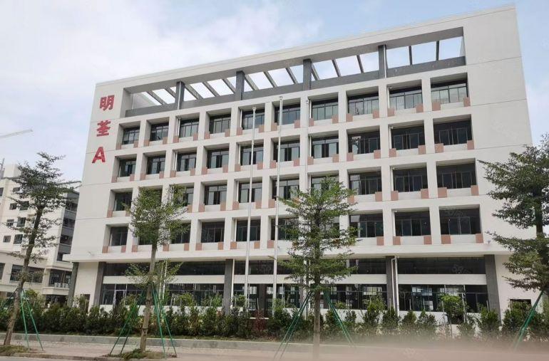 新出厂房仓库1000平一层出租，可办环评带卸货平台。带牛角。