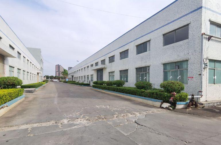 业主急租 陈江五一工业区新出砖墙到顶独院厂房 大小分租