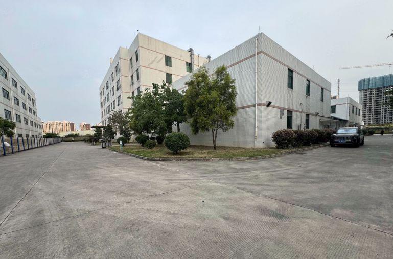 8元精装修厂房1100平方起分租现成办公室洁净车间水电到位