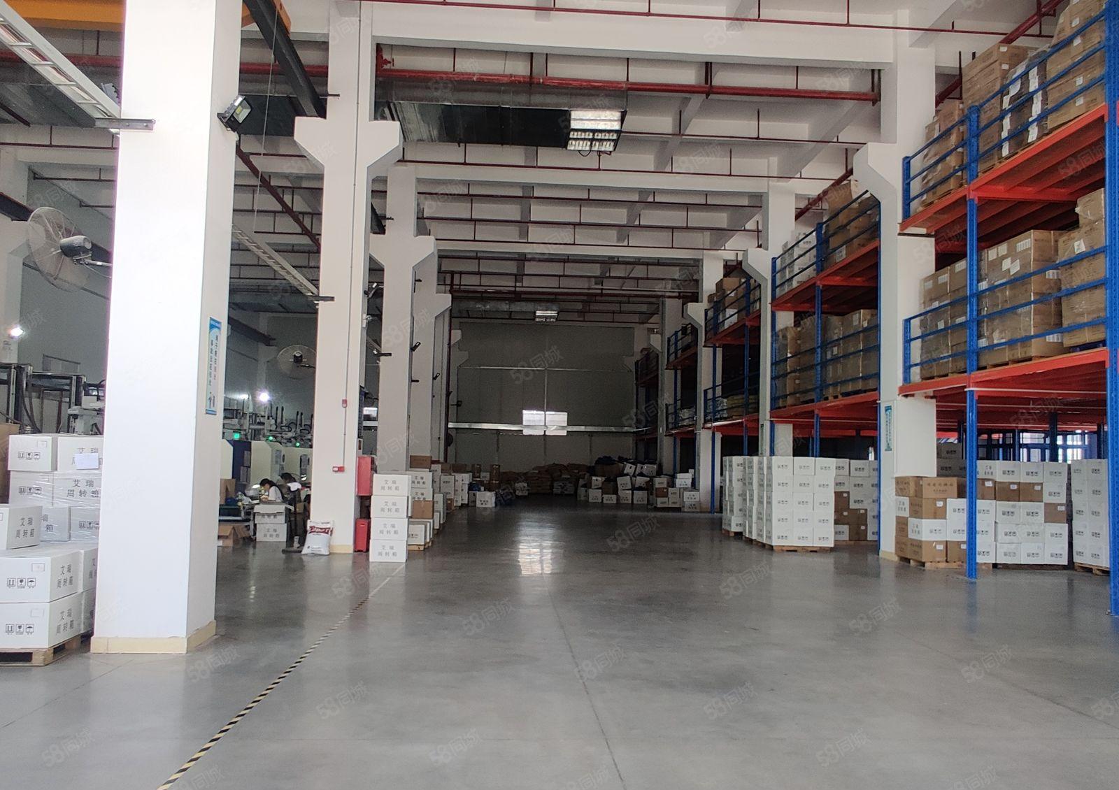 仲恺陈江园区厂房二楼2000平方5吨货梯楼上6米高有卸货平台