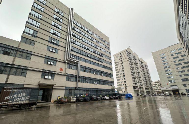 可分租沥林厂房一楼3000平楼上2000平精装修厂房低价出租