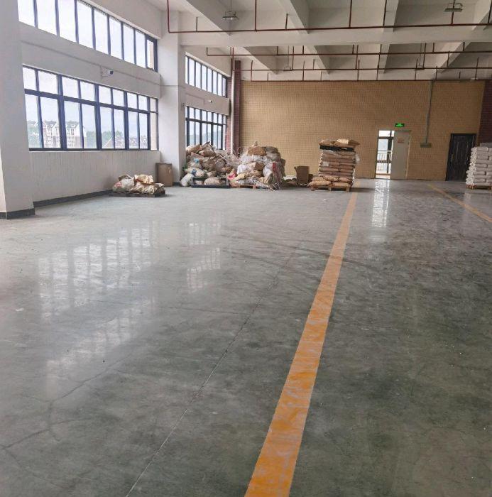 厂房出租，可整租可分租