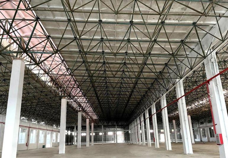 靠近深汕合作区单层钢结构厂房，物流仓库，超大空地，国道边，