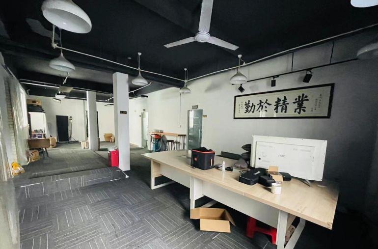 急租，价格可谈，出租惠城东平北直播，电商仓库办公室