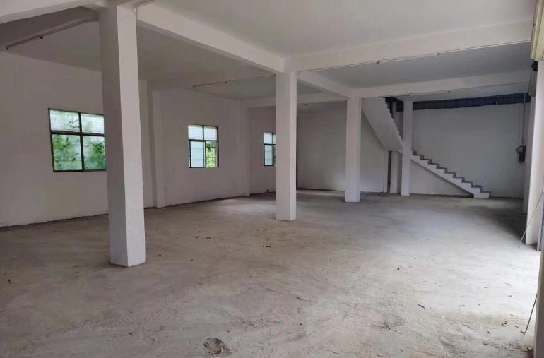 位于金山湖中心湖山村，进出方便