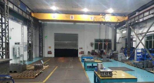 深圳宝安 沙井街道上南林坡山工业园二栋2200㎡ 厂房租售层高6米 跨度25米 配电212KVA 独院天车15吨