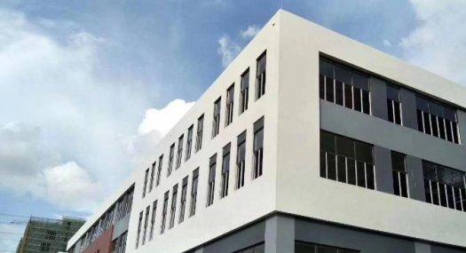 比亚迪生产基地对面 1500㎡ 厂房出售层高12米 跨度24米 天车10吨 可环评 可分租