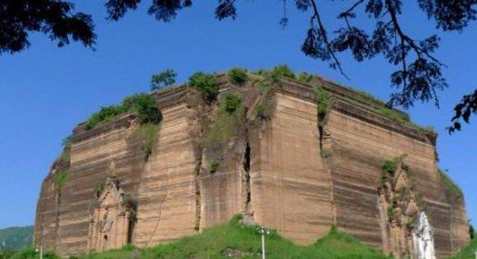 深圳福田 中银大厦B栋旁边50米1800㎡ 厂房出售层高10米 配电12000KVA 独院天车2.0吨 有蒸汽 有燃气 可环评