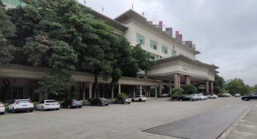 深圳宝安 龙华大浪服装基地21000㎡ 厂房出售层高9米 跨度98米 配电515KVA 独院 有蒸汽 有燃气 可环评 可分租