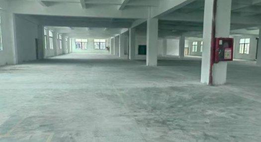 深圳龙华精装修2300㎡ 厂房出租 可环评 可分租