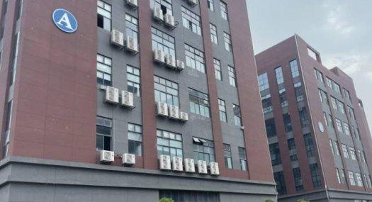 深圳宝安业区全新厂房10万平米出租