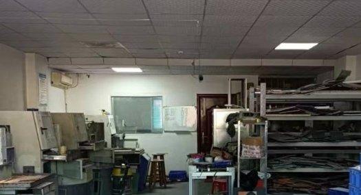 小面积厂房转租，实用面积100方，深圳松岗